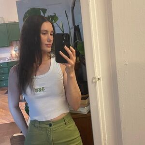 Meet your Posher, Olivia